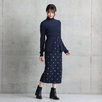 『The happy prince』 Straight skirt NAVYの画像