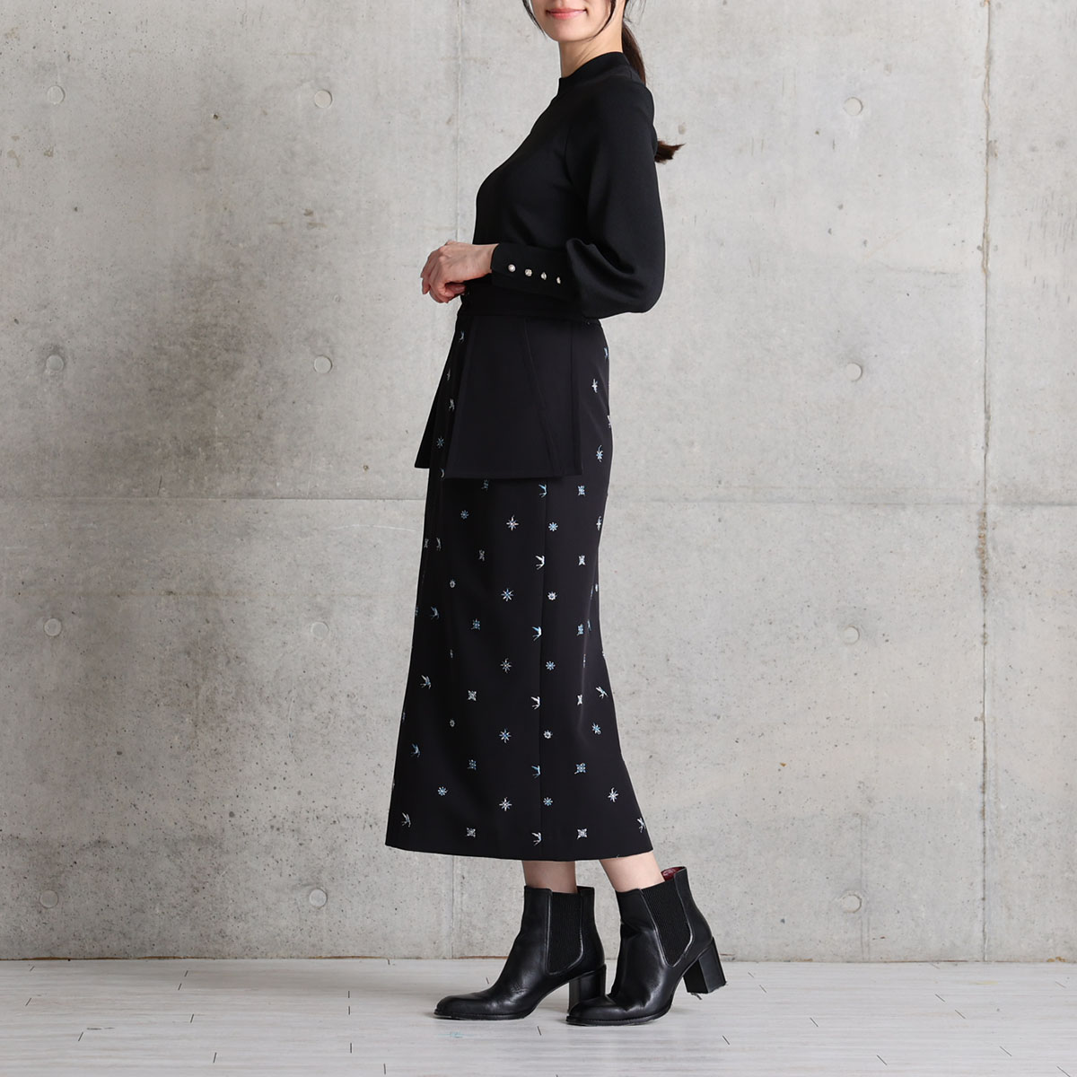 『The happy prince』 Straight skirt BLACKの画像