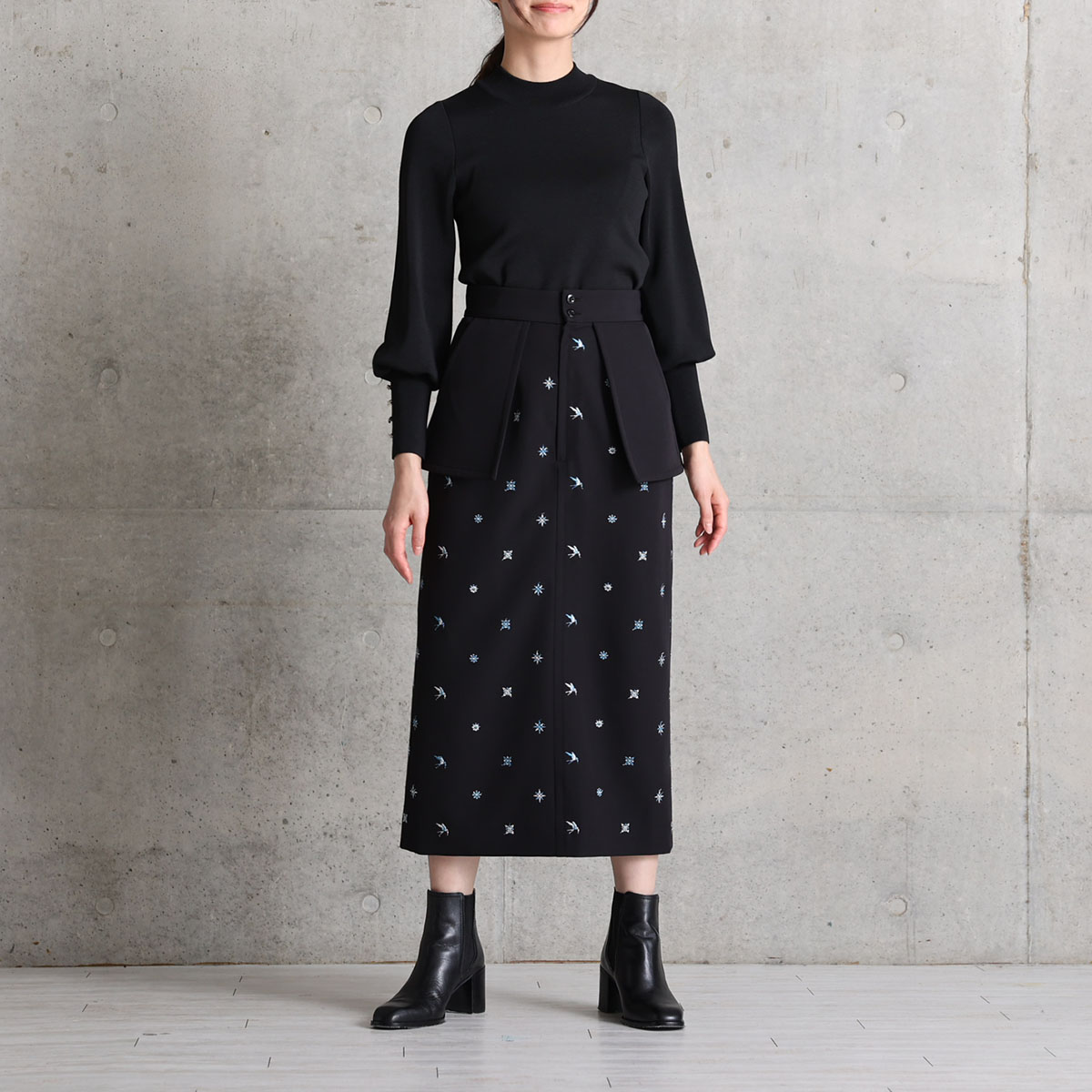 『The happy prince』 Straight skirt BLACKの画像