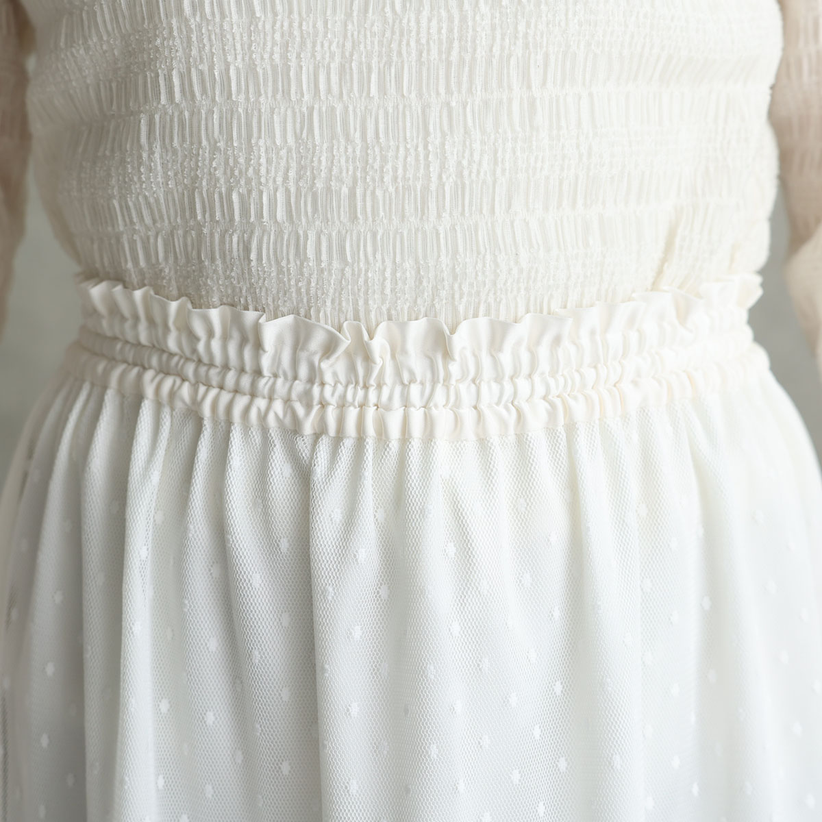 『Dot&pleats tulle』Tiered skirt WHITEの画像