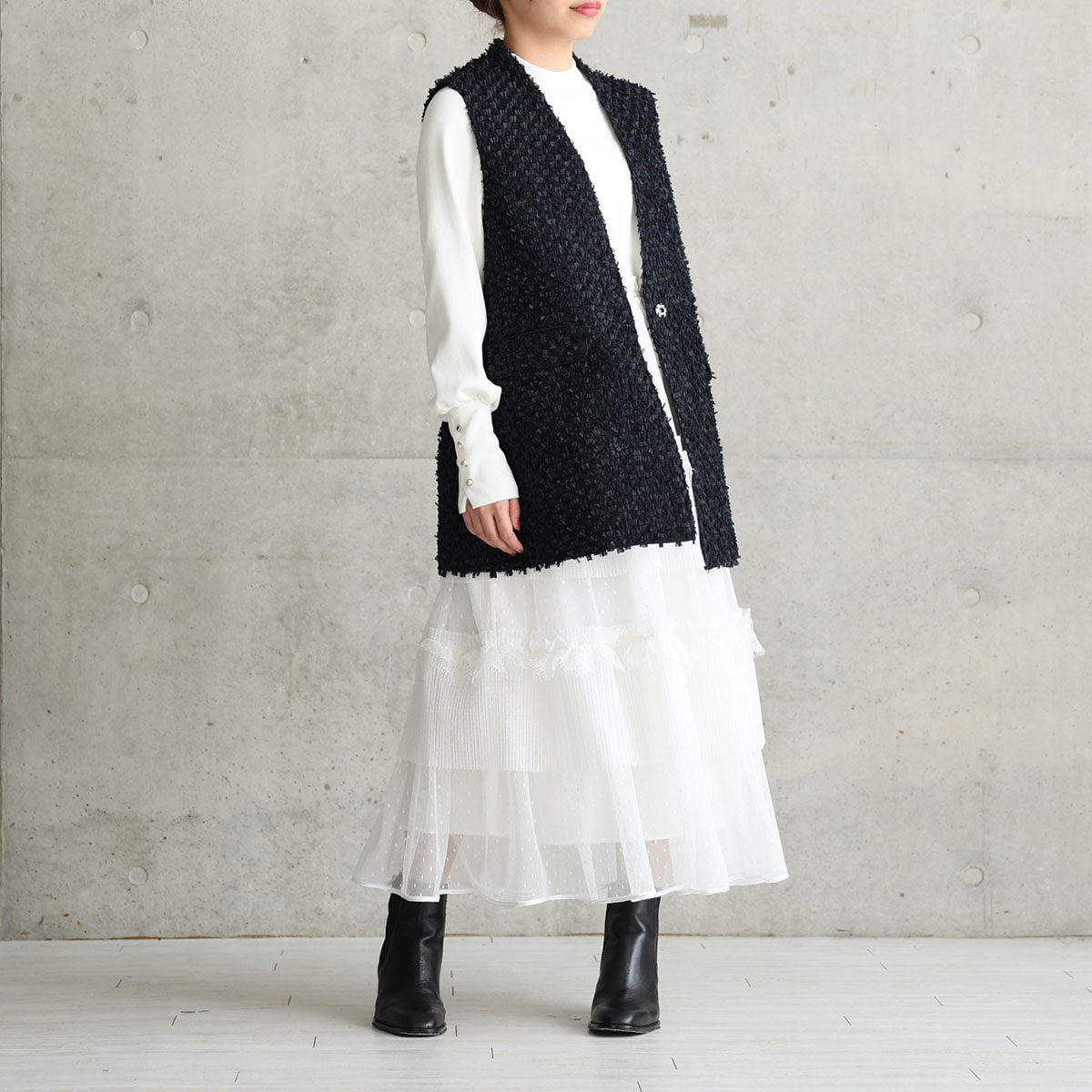 『Dot&pleats tulle』Tiered skirt WHITEの画像