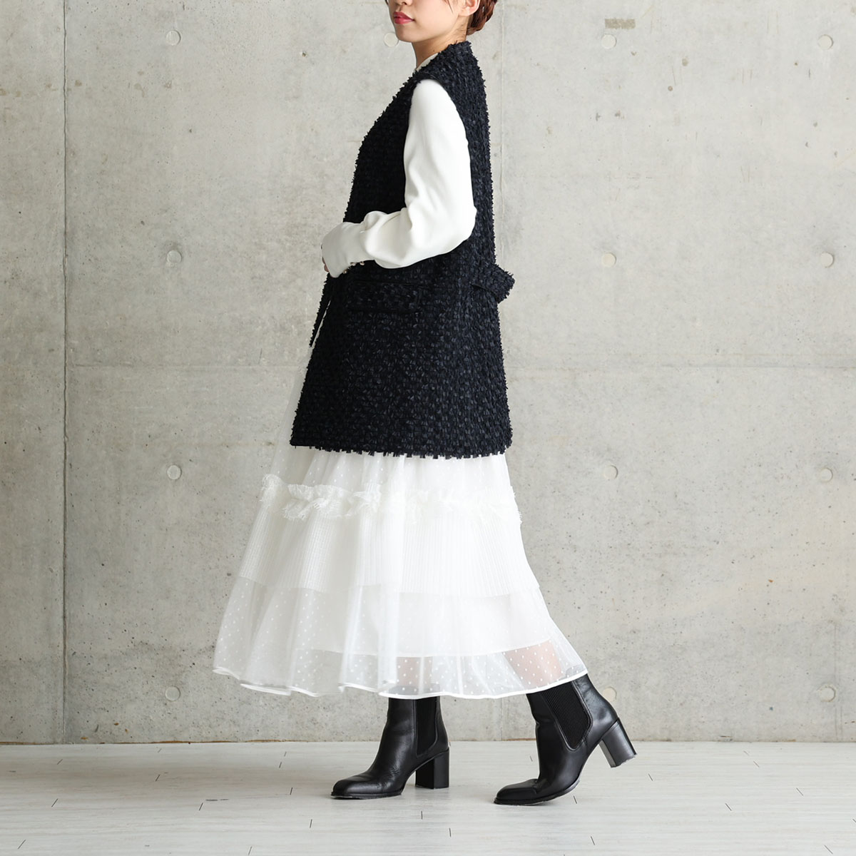 『Dot&pleats tulle』Tiered skirt WHITEの画像