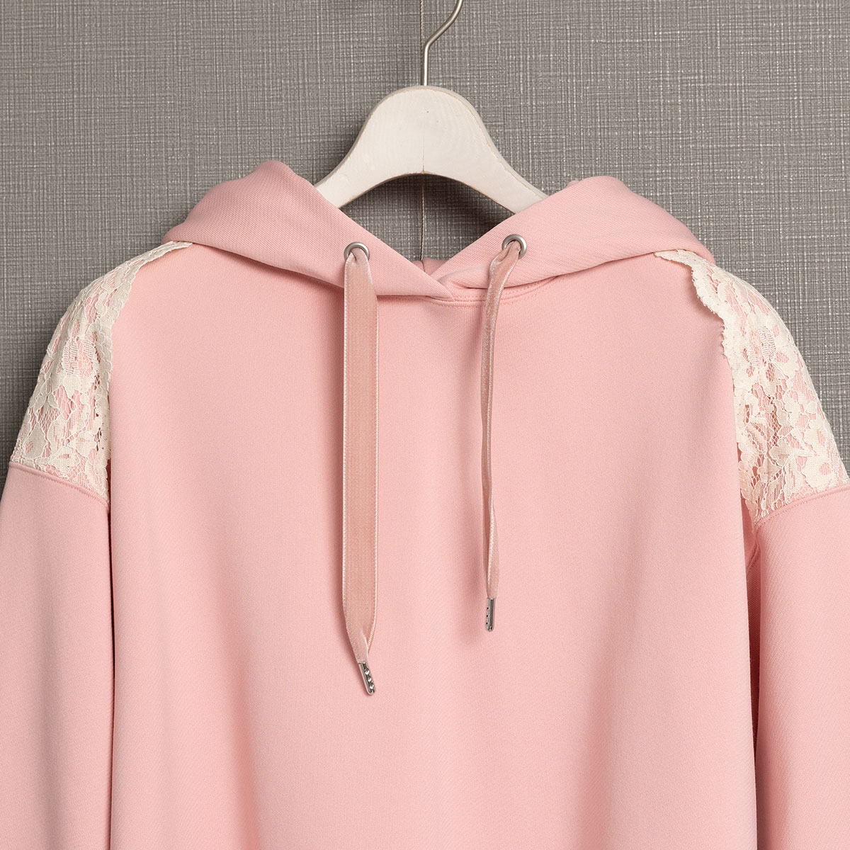 『Back lace 』 Hoodie PINKの画像