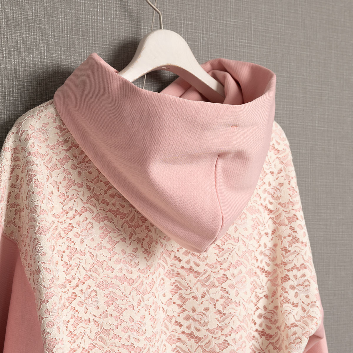 『Back lace 』 Hoodie PINKの画像