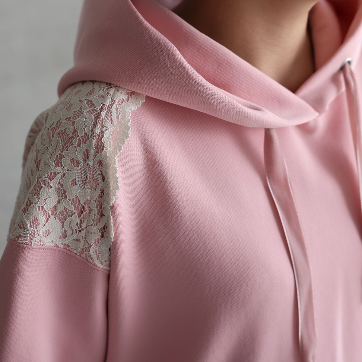 『Back lace 』 Hoodie PINKの画像