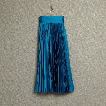 『Function satin pleats』 long skirt BLUEの画像