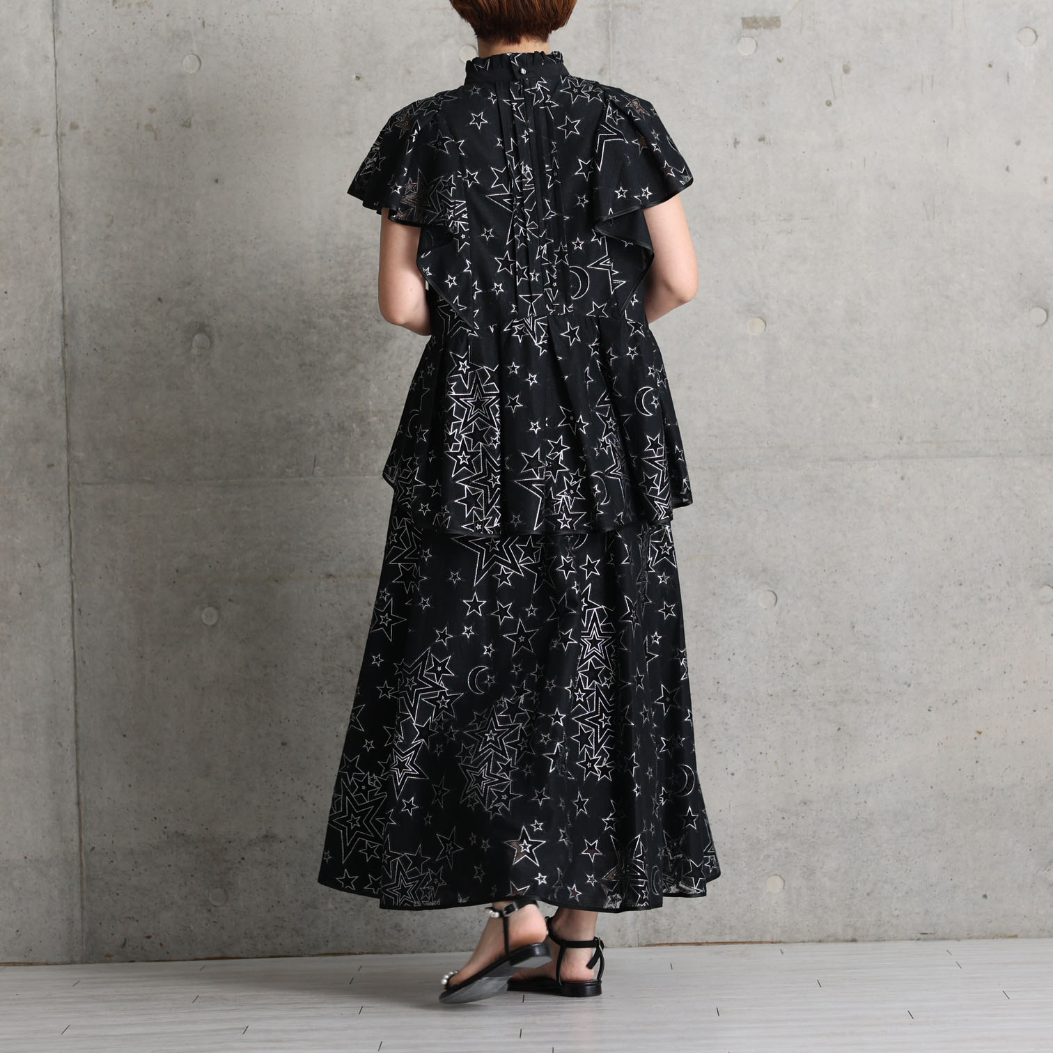 『Blanche』 Stand collar blouse BLACKの画像