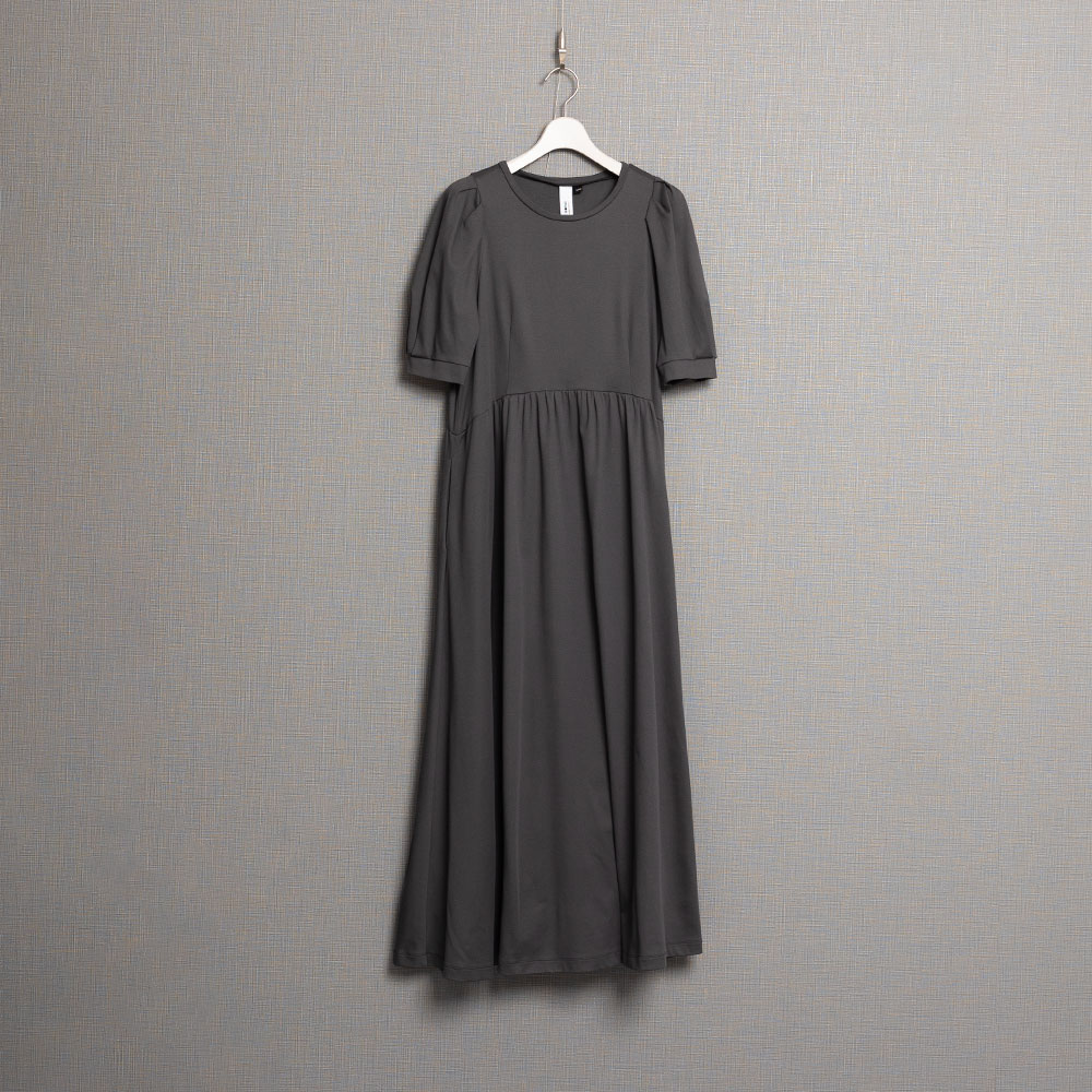 『Whip smooth』 long dress C-GRAYの画像