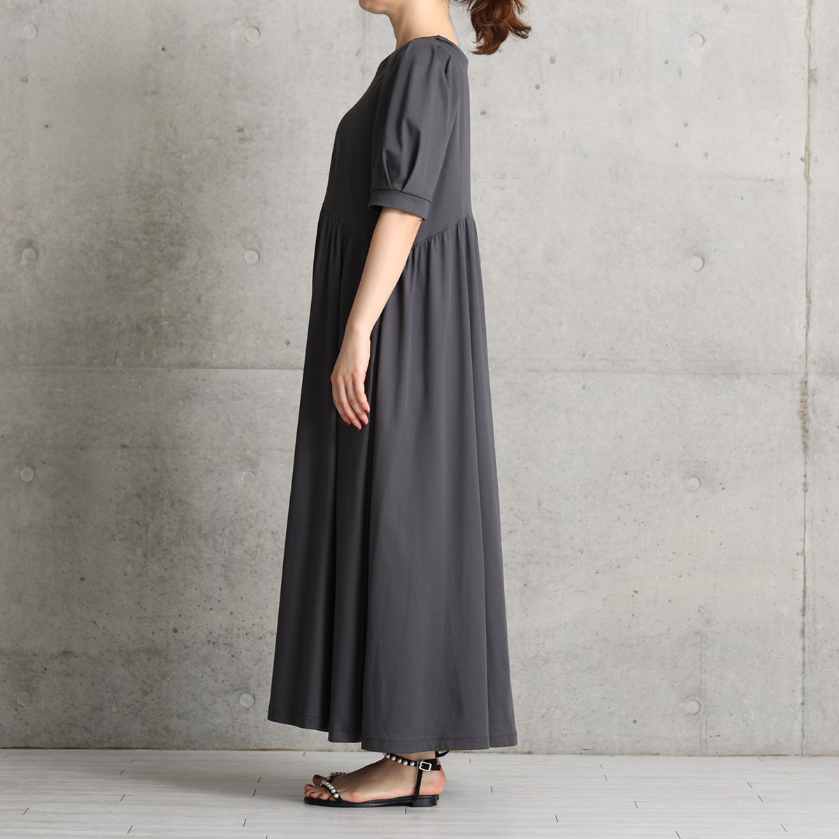 『Whip smooth』 long dress C-GRAYの画像