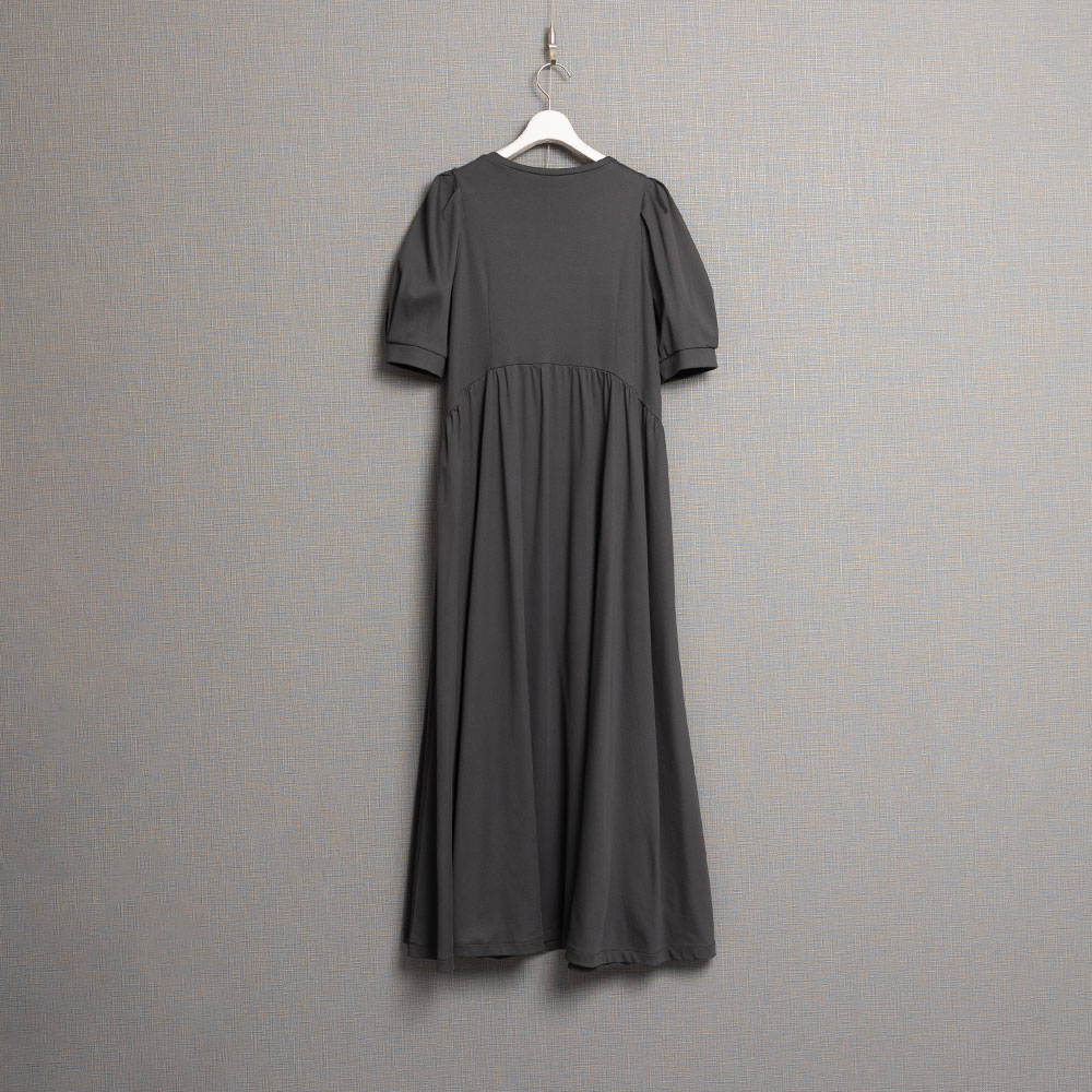 『Whip smooth』 long dress C-GRAYの画像