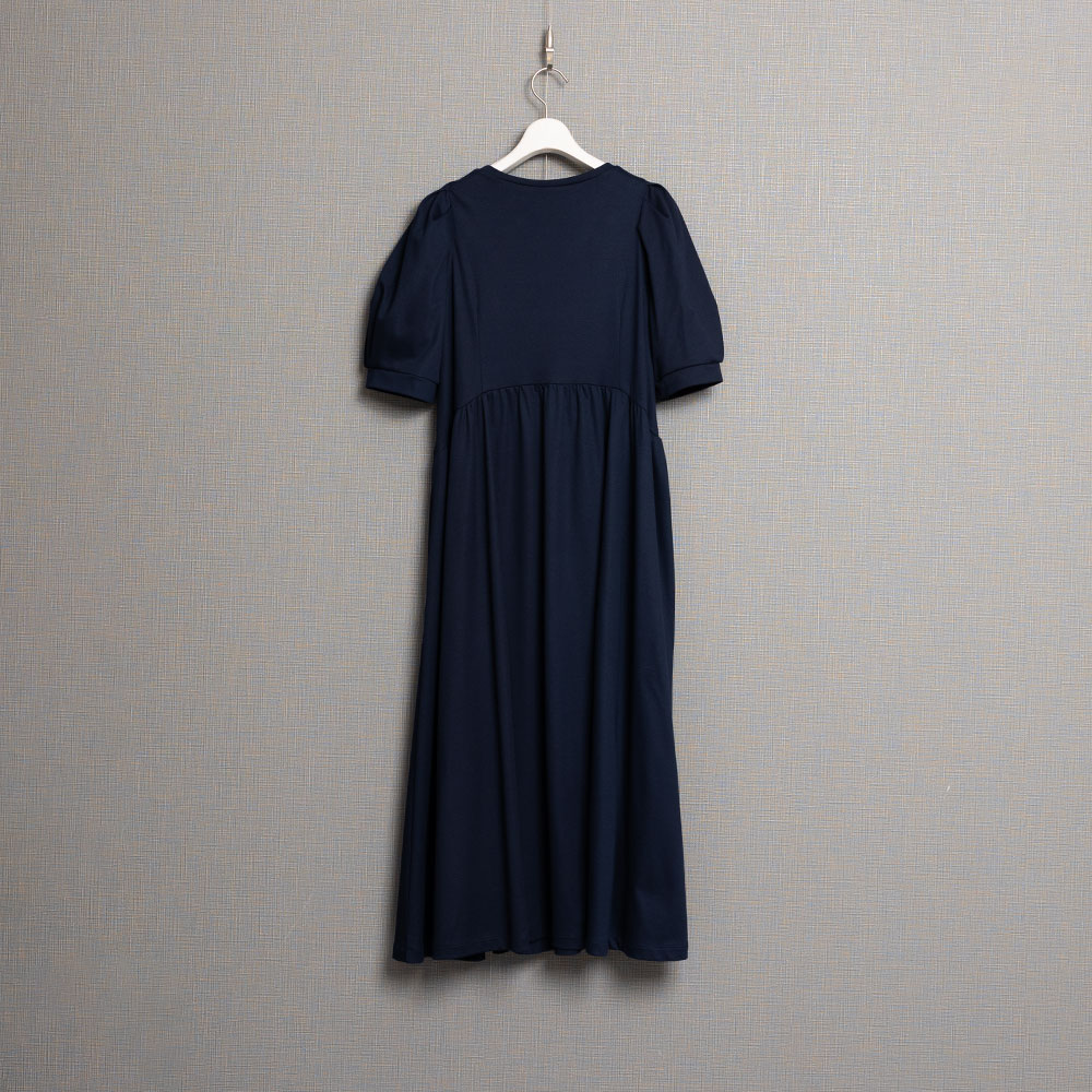 『Whip smooth』 long dress NAVYの画像