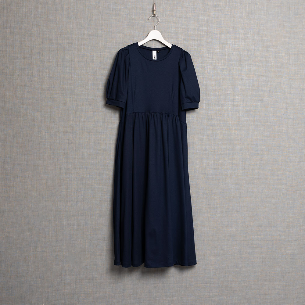 『Whip smooth』 long dress NAVYの画像