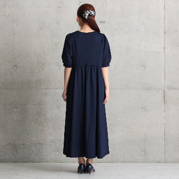 『Whip smooth』 long dress NAVYの画像