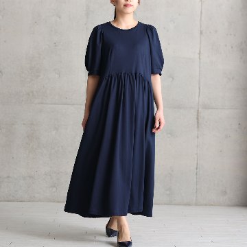 『Whip smooth』 long dress NAVYの画像