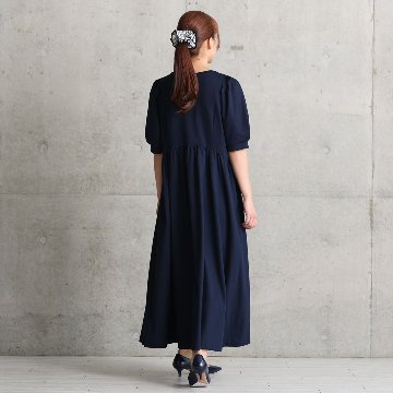 『Whip smooth』 long dress NAVYの画像