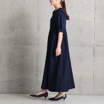 『Whip smooth』 long dress NAVYの画像