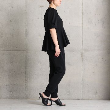 『Drape knit』 peplum tops BLACKの画像