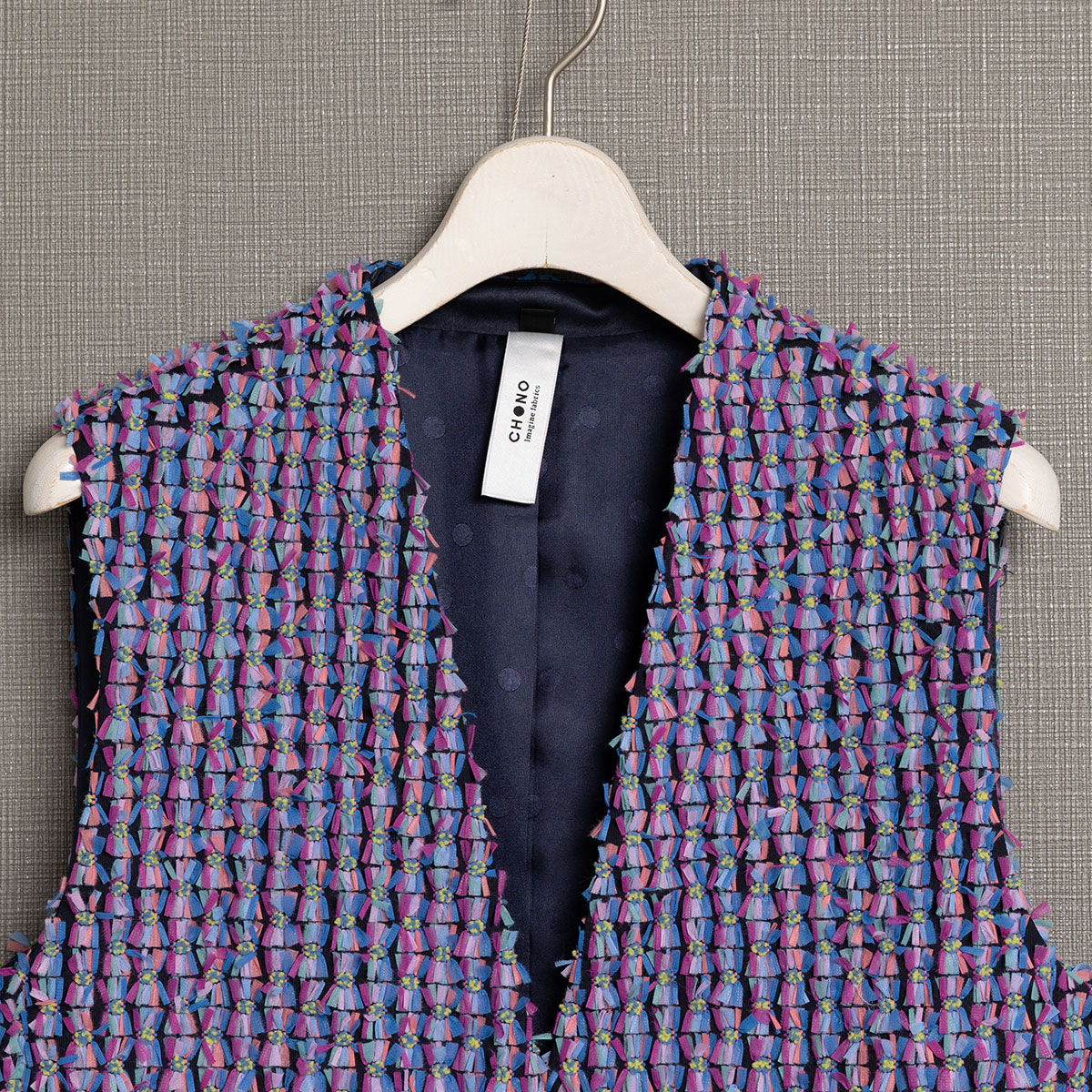 10月上旬お届け予定『Feather flower jacquard 』 No-collar gilet【全3色】の画像