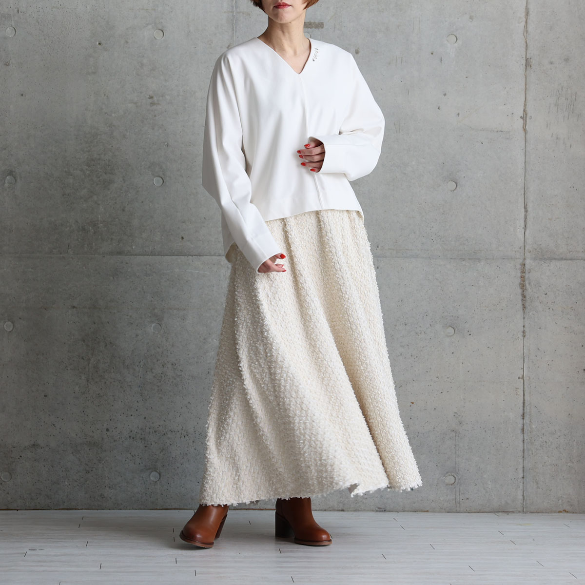 10月上旬お届け予定『Feather flower jacquard 』 Circular long skirt【全3色】の画像