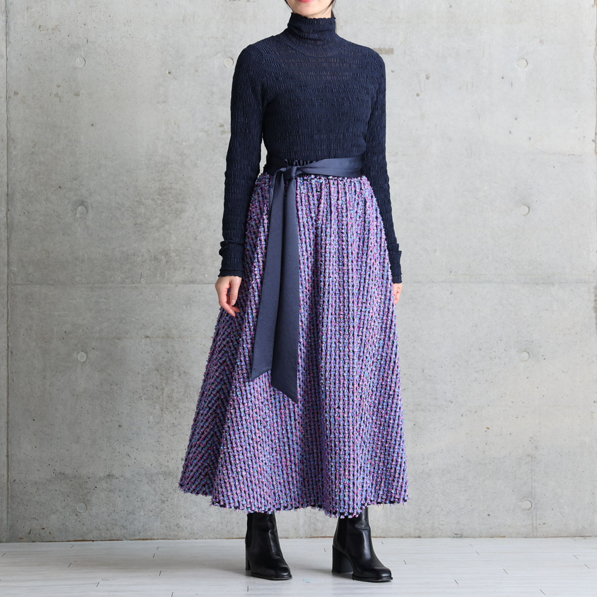 10月上旬お届け予定『Feather flower jacquard 』 Circular long skirt【全3色】の画像