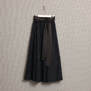 10月上旬お届け予定『Feather flower jacquard 』 Circular long skirt【全3色】の画像