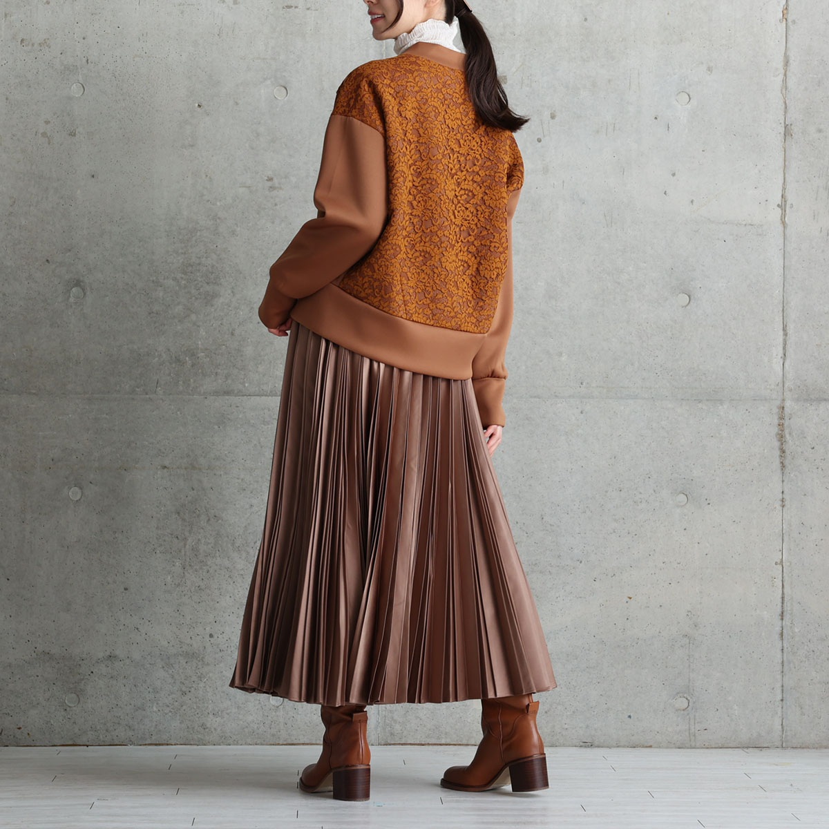 10月上旬お届け予定『Back lace』Cardigan 【全4色】の画像