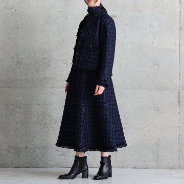 11月上旬お届け予定『Tulle houndstooth tweed』 Tuck flare skirt【全2色】の画像