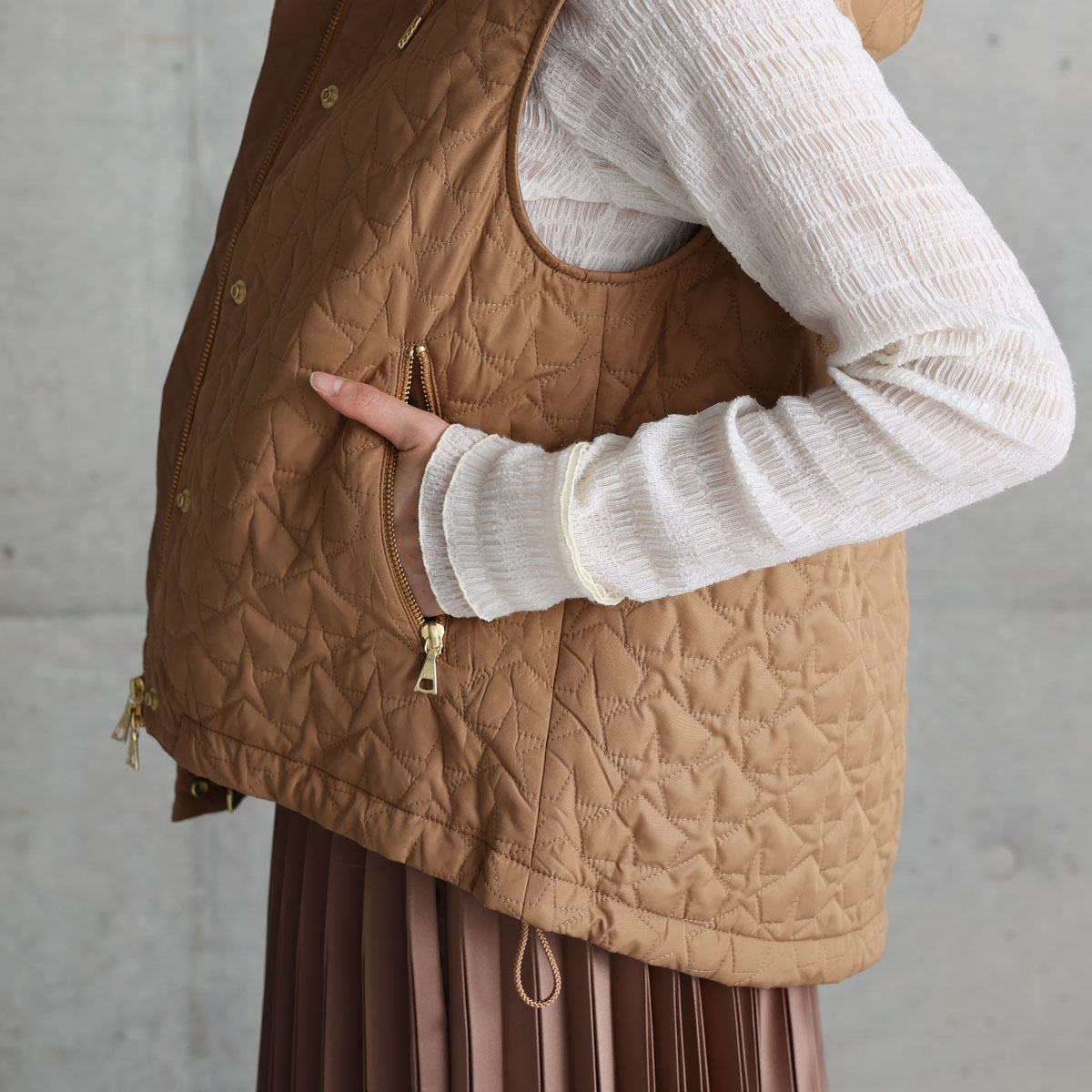 11月上旬お届け予定『Stella quilt』 2WAY gilet【全3色】の画像