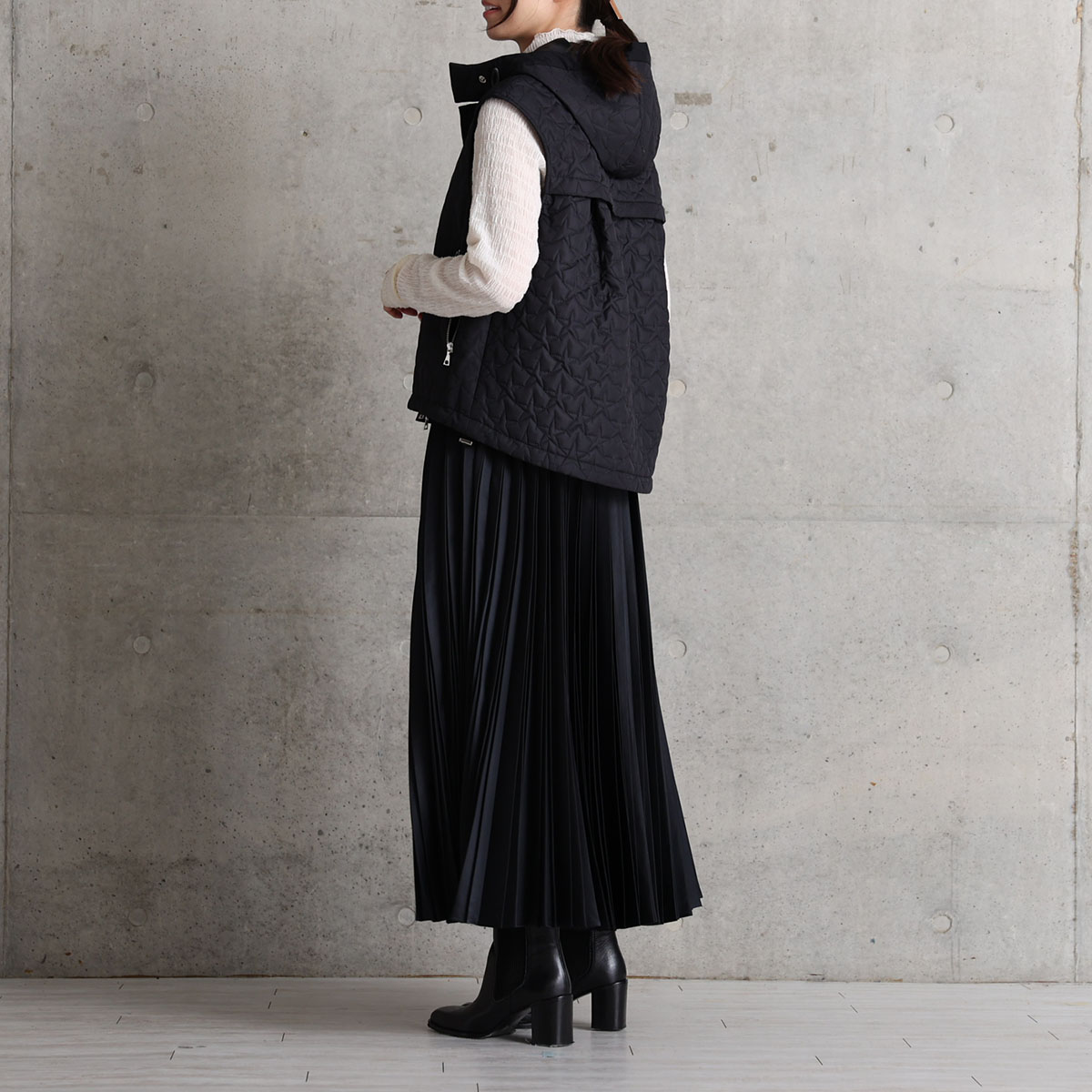 11月上旬お届け予定『Stella quilt』 2WAY gilet【全3色】の画像