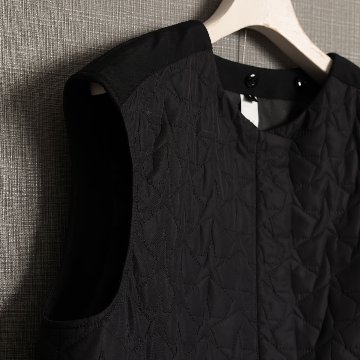 11月上旬お届け予定『Stella quilt』 2WAY gilet【全3色】の画像