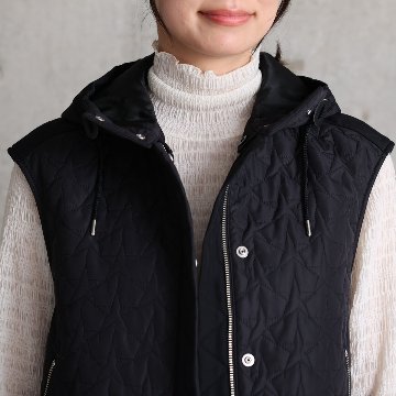 11月上旬お届け予定『Stella quilt』 2WAY gilet【全3色】の画像