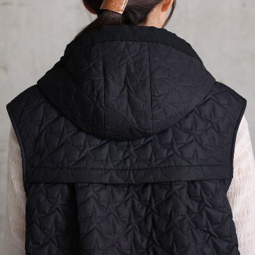 11月上旬お届け予定『Stella quilt』 2WAY gilet【全3色】の画像