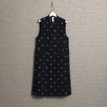 11月上旬お届け予定『The happy prince』 long gilet【全2色】の画像