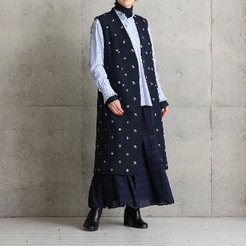 11月上旬お届け予定『The happy prince』 long gilet【全2色】の画像