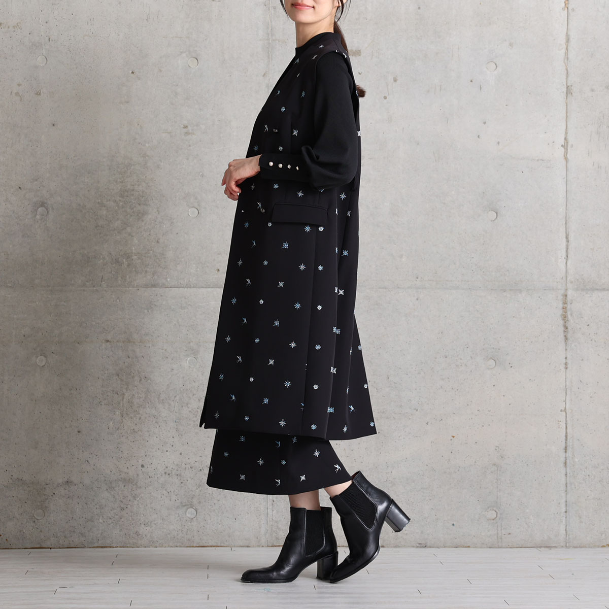 11月上旬お届け予定『The happy prince』 Straight skirt【全2色】の画像