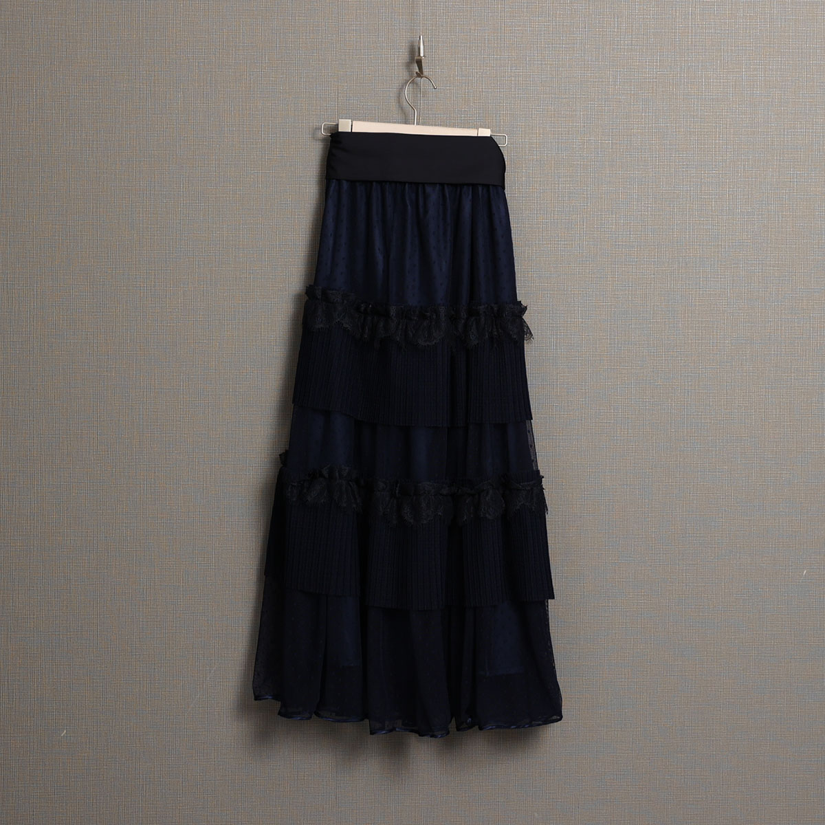 11月上旬お届け予定『Dot&pleats tulle』Tiered skirt【全3色】の画像