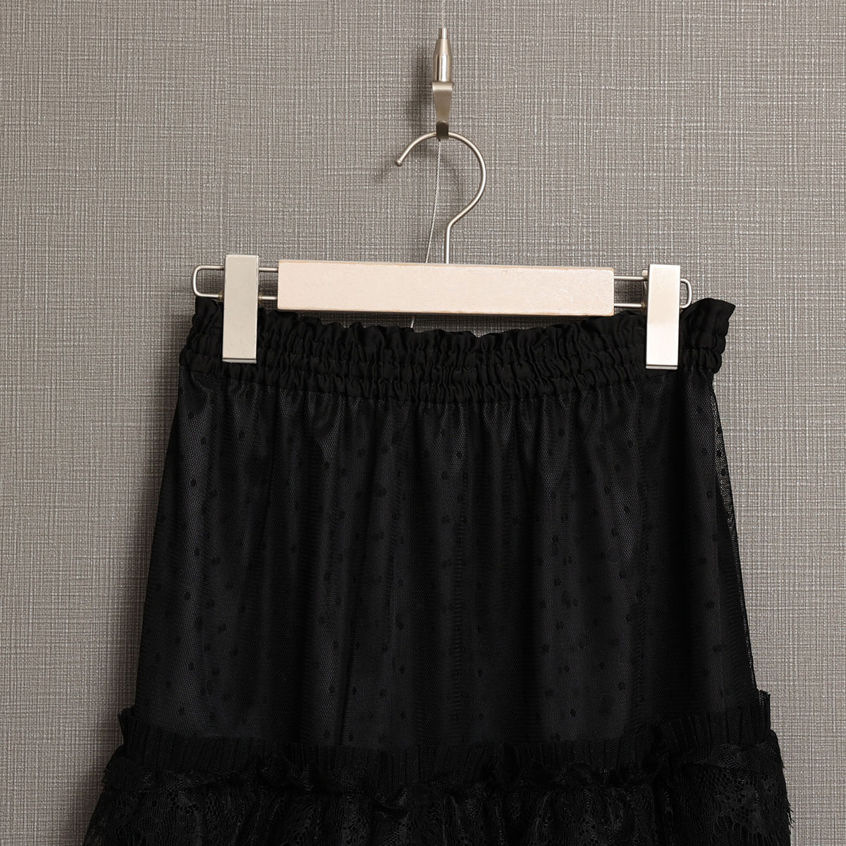 11月上旬お届け予定『Dot&pleats tulle』Tiered skirt【全3色】の画像