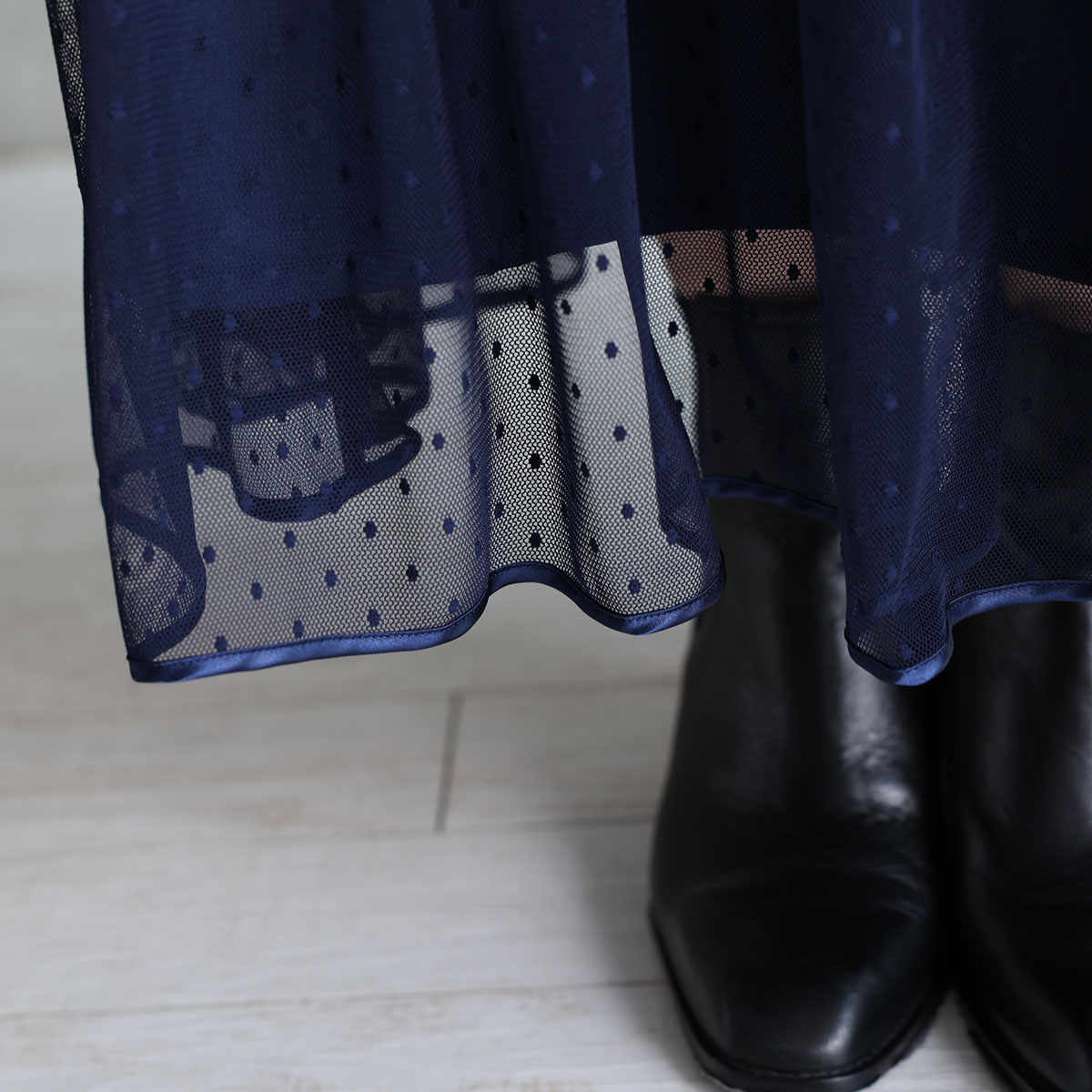 11月上旬お届け予定『Dot&pleats tulle』Tiered skirt【全3色】の画像