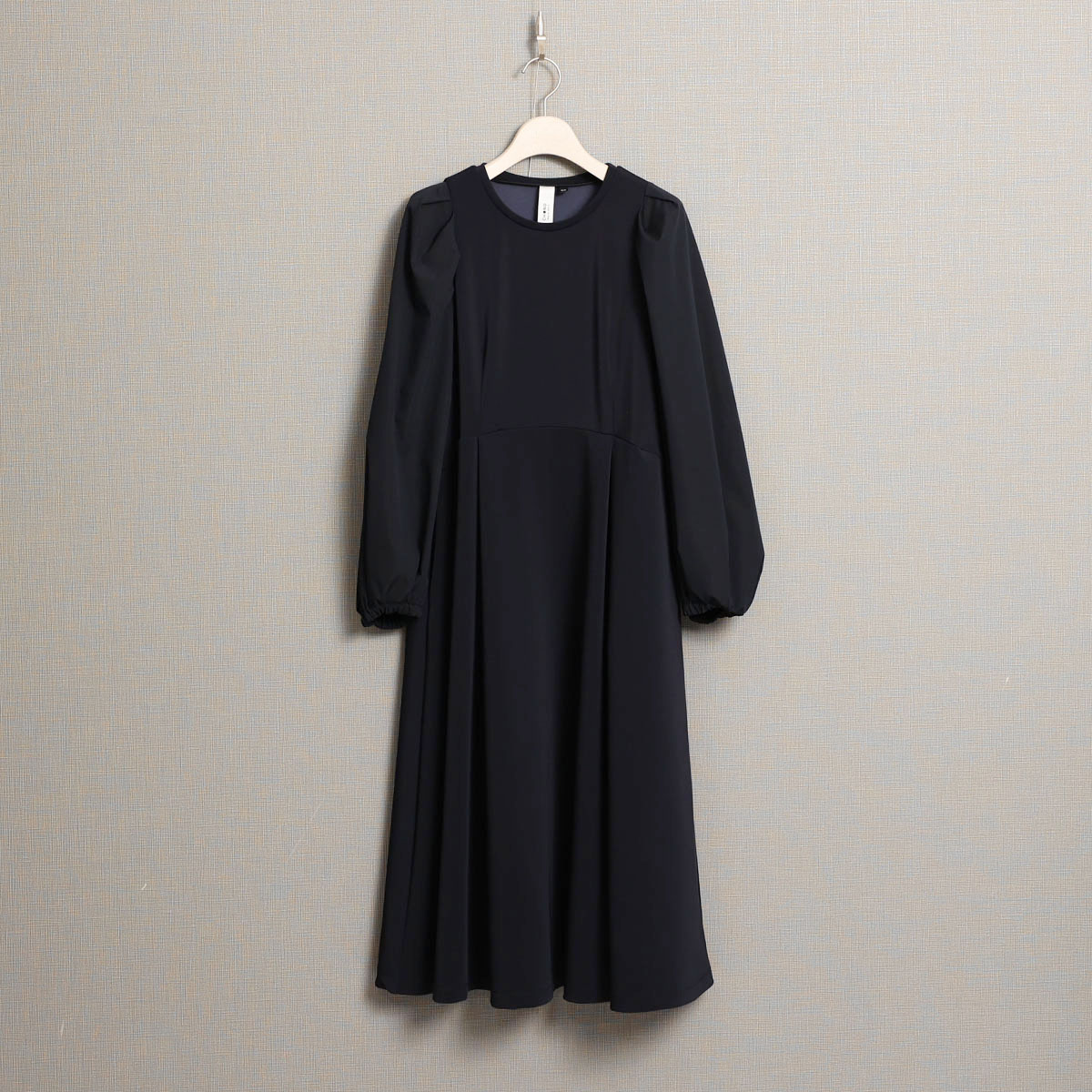 11月上旬お届け予定『Drape knit』 Long dress【全2色】の画像