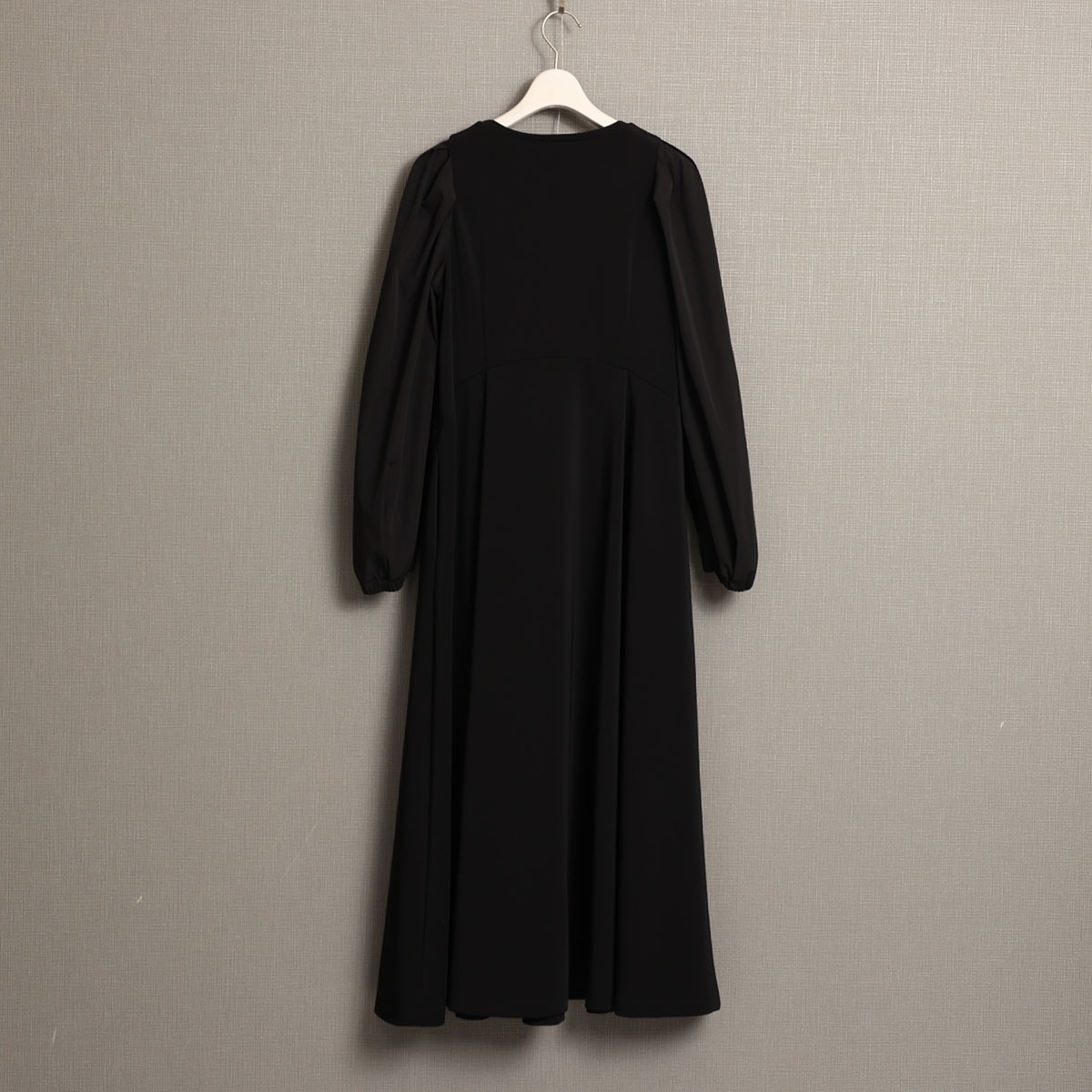 11月上旬お届け予定『Drape knit』 Long dress【全2色】の画像