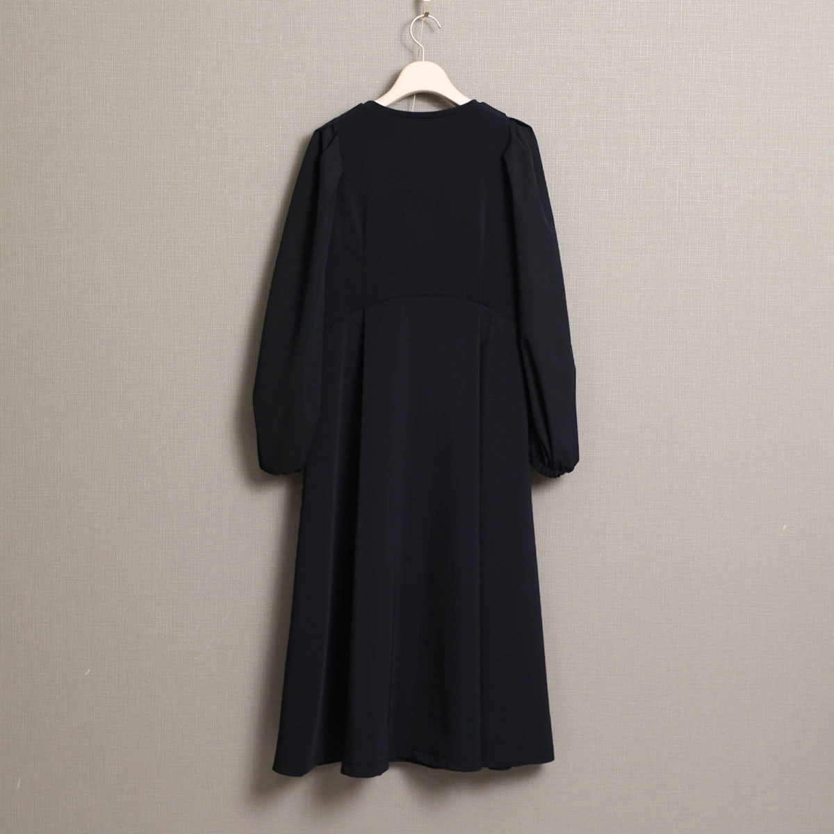 11月上旬お届け予定『Drape knit』 Long dress【全2色】の画像