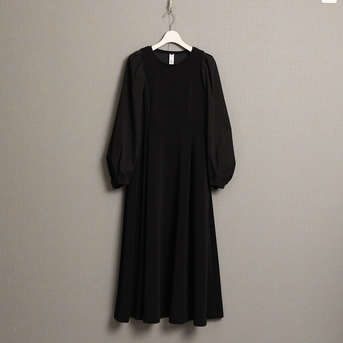 11月上旬お届け予定『Drape knit』 Long dress【全2色】の画像