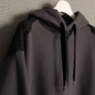 11月上旬届け予定『Back lace 』 Hoodie【全2色】の画像