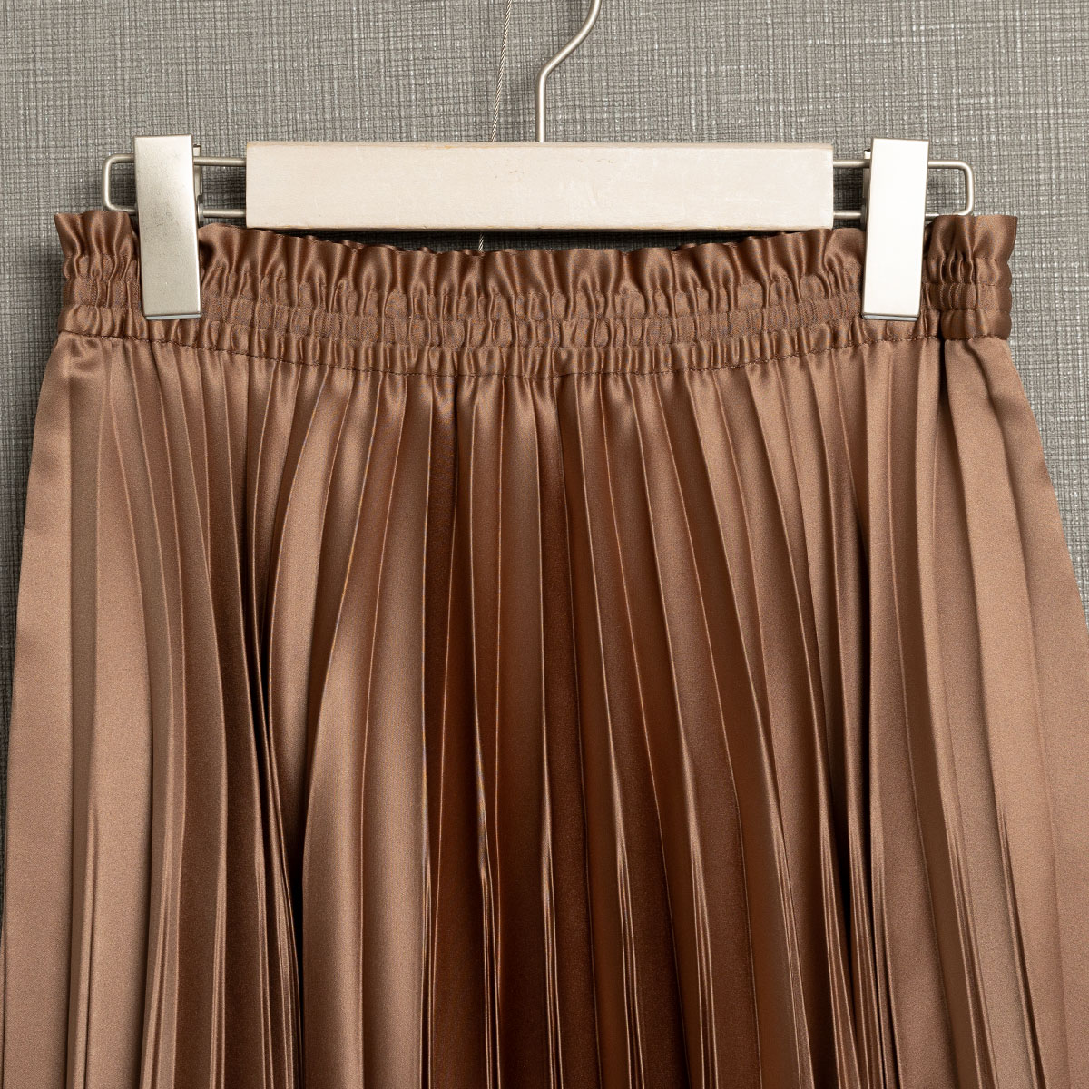 11月上旬お届け予定『Function satin pleats』 long skirt 【全4色】の画像