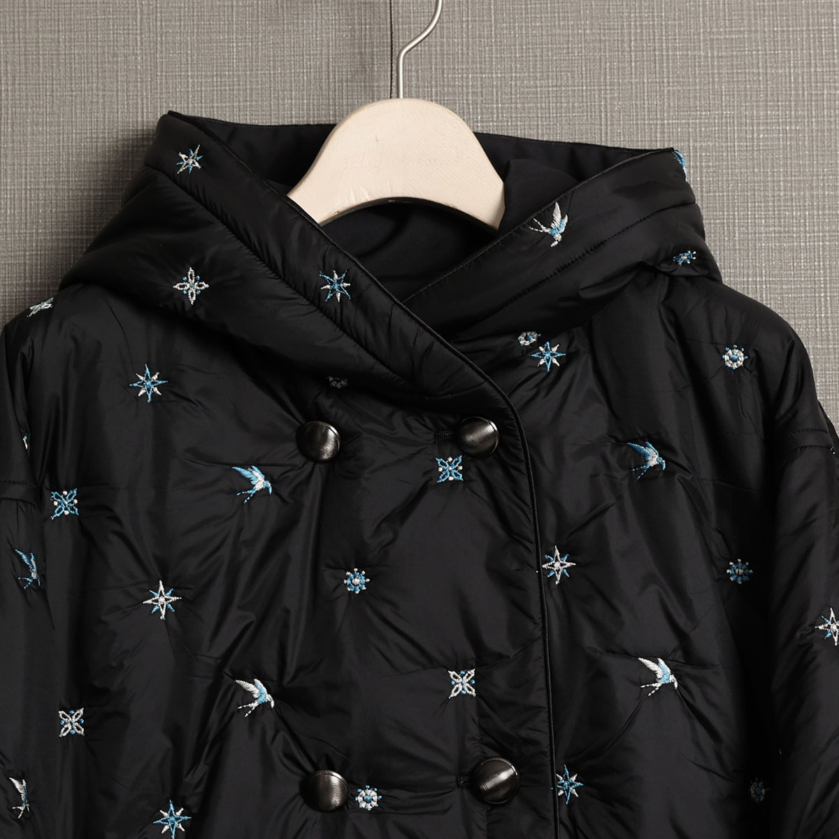 12月下旬お届け予定『The happy prince quilt』 Hoodie coat【全2色】の画像