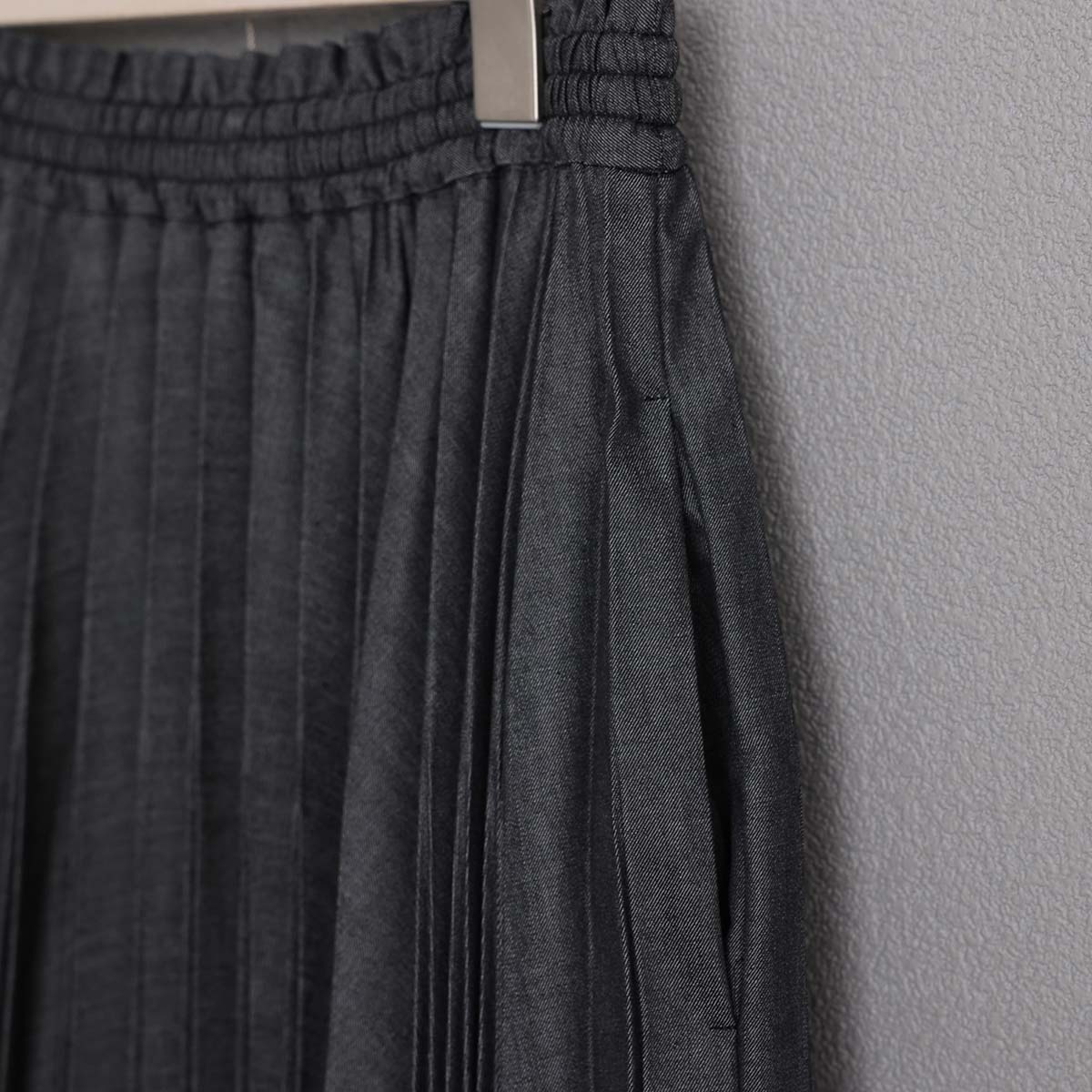 2月中旬～下旬お届け予定 『Inflexion pleats』 Long skirt 【全4色】の画像