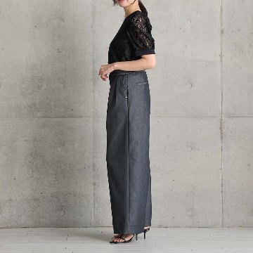 3月中旬～下旬お届け予定『Dress Denim』 Tuck pants 【全3色】の画像