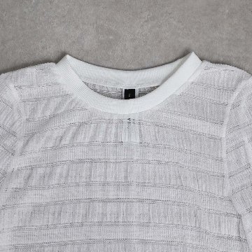 3月中旬~下旬お届け予定『Sheer border lace』 Crew-neck tops【全3色】の画像