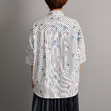 4月中旬～下旬お届け予定『Robin stripe』 Relax shirts【全3色】の画像