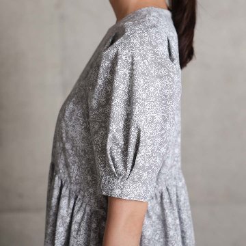 4月中旬～下旬お届け予定『Robin flower』 long dress 【全2色】の画像